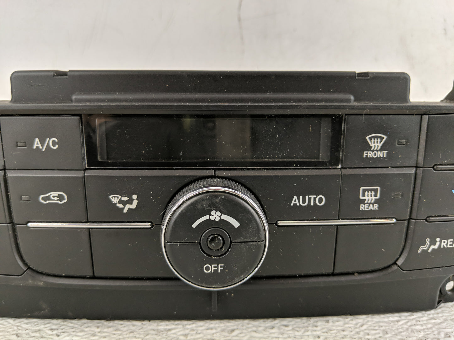 2011-2013 Dodge Durango Climate Control Module Temperature AC/Heater Replacement P/N:55111925AL Fits Fits 2011 2012 2013 OEM