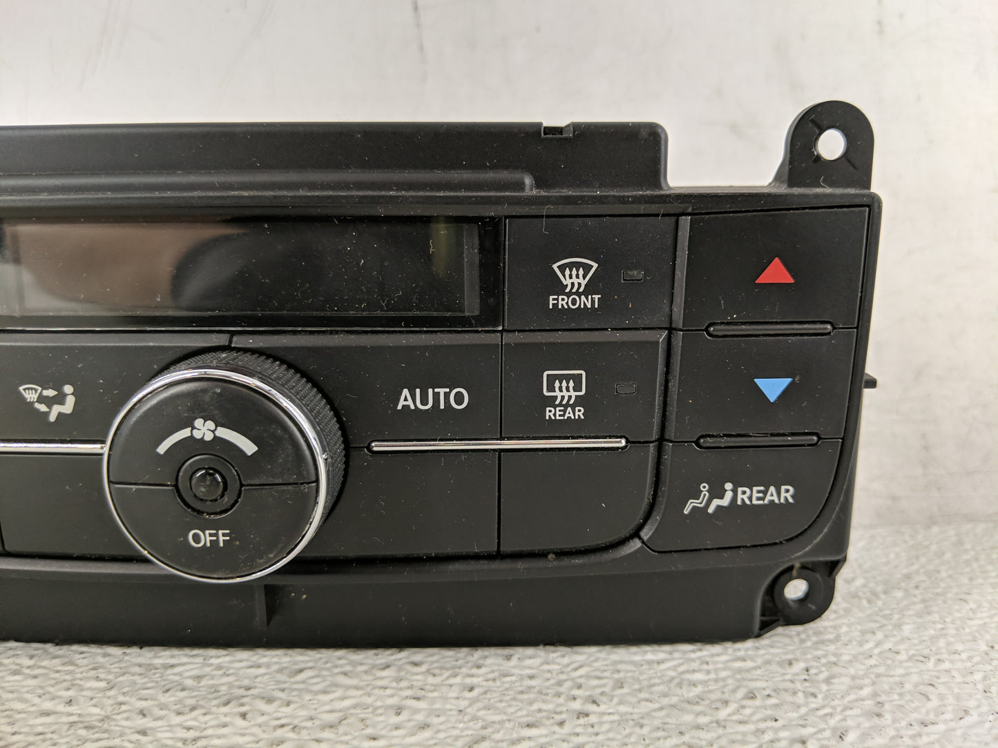 2011-2013 Dodge Durango Climate Control Module Temperature AC/Heater Replacement P/N:55111925AL Fits Fits 2011 2012 2013 OEM