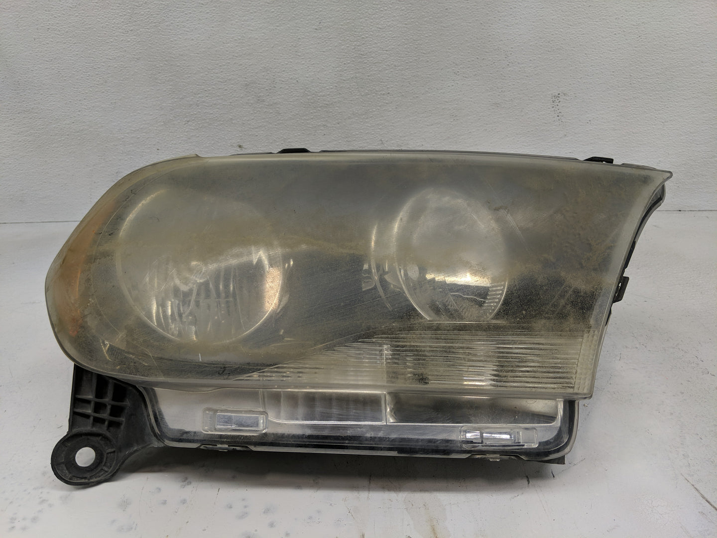2011-2013 Dodge Durango Passenger Right Oem Head Light Headlight Lamp - Oemusedautoparts1.com