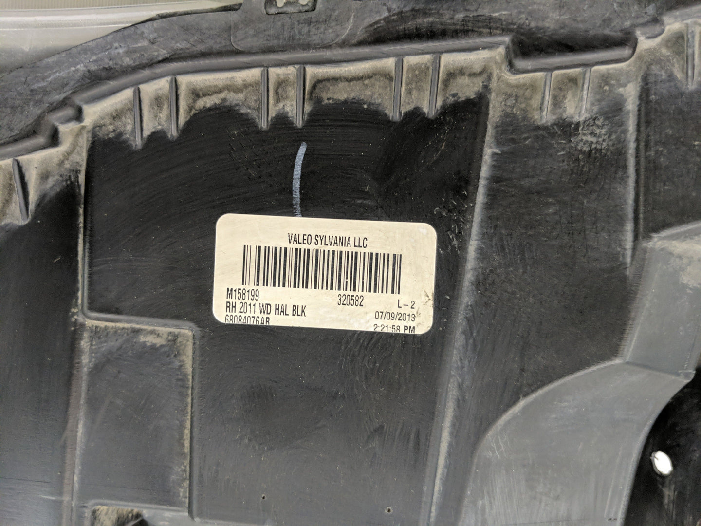 2011-2013 Dodge Durango Passenger Right Oem Head Light Headlight Lamp - Oemusedautoparts1.com