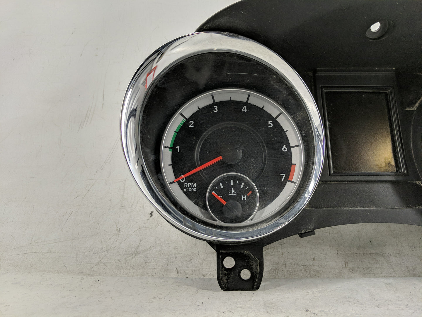 2013 Dodge Durango Instrument Cluster Speedometer Gauges P/N:P05091761AA Fits OEM Used Auto Parts - Oemusedautoparts1.com