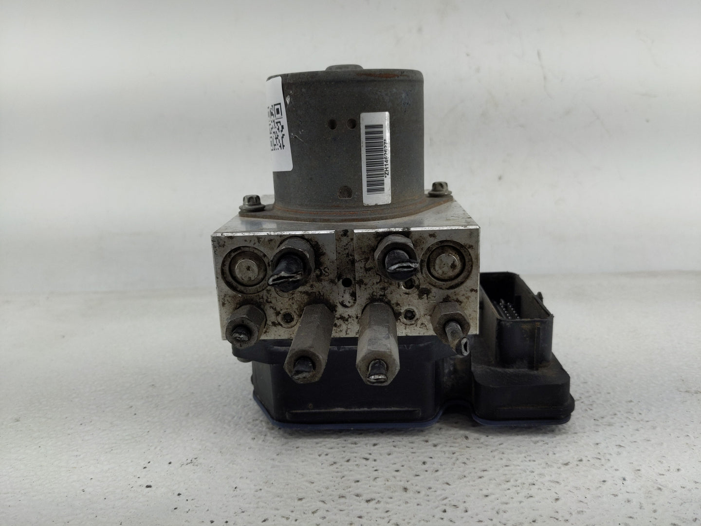 2013 Dodge Durango ABS Pump Control Module Replacement P/N:P68164629AB Fits Fits 2014 OEM Used Auto Parts - Oemusedautoparts