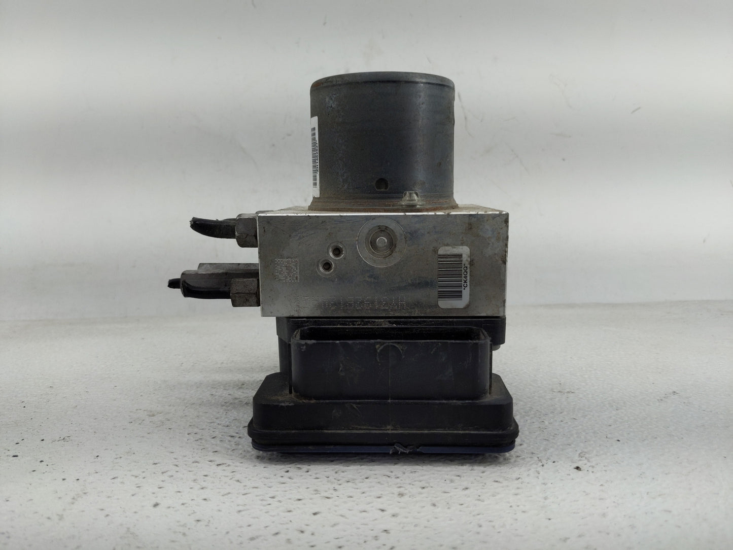 2013 Dodge Durango ABS Pump Control Module Replacement P/N:P68164629AB Fits Fits 2014 OEM Used Auto Parts - Oemusedautoparts