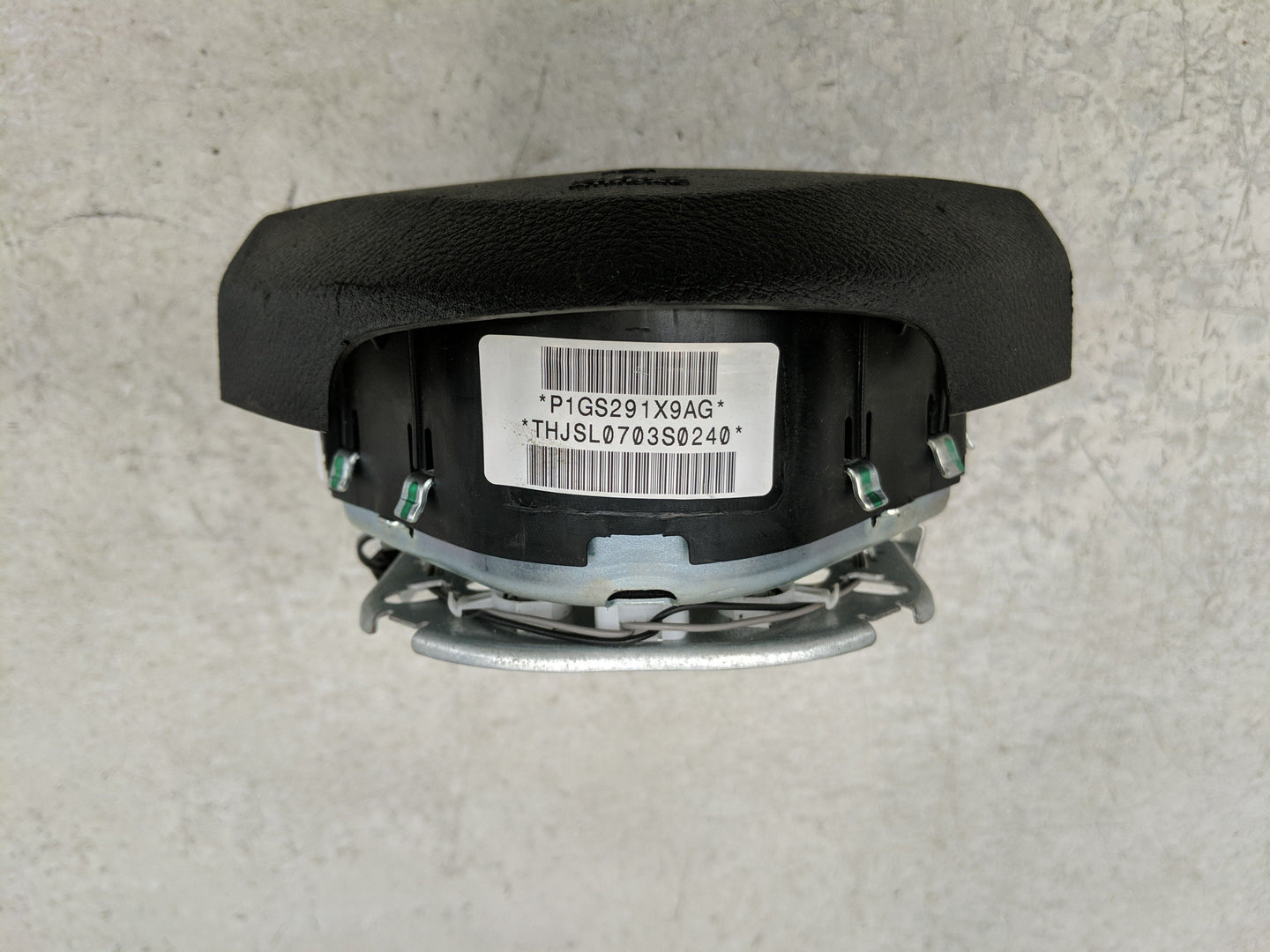 2013 Dodge Durango Air Bag Driver Left Steering Wheel Mounted P/N:P1GS291X9AG Fits OEM Used Auto Parts - Oemusedautoparts1.c