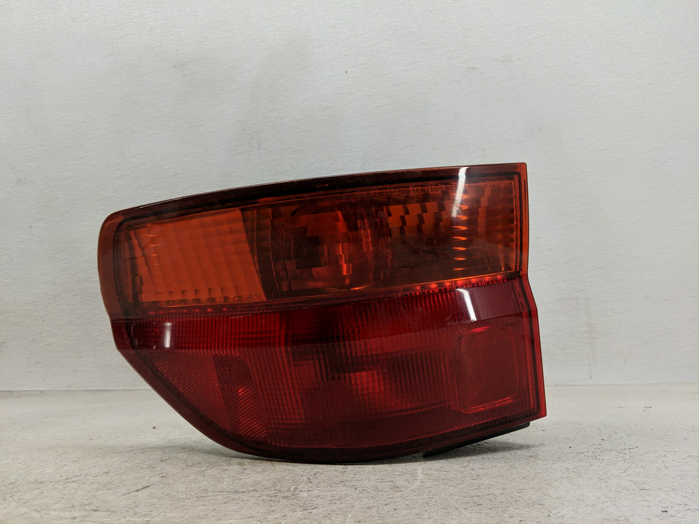 2011-2013 Dodge Durango Tail Light Assembly Passenger Right OEM Fits Fits 2011 2012 2013 OEM Used Auto Parts - Oemusedautopa