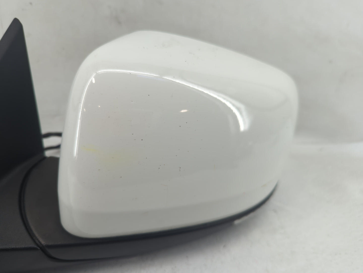 2013 Dodge Durango Driver Side View Mirror - Left Door Mirror OEM Used - Oemusedautoparts1.com