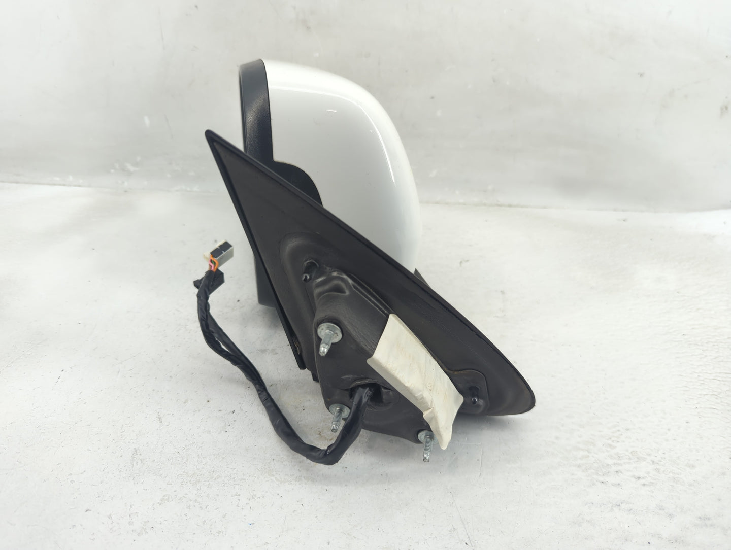 2013 Dodge Durango Driver Side View Mirror - Left Door Mirror OEM Used - Oemusedautoparts1.com