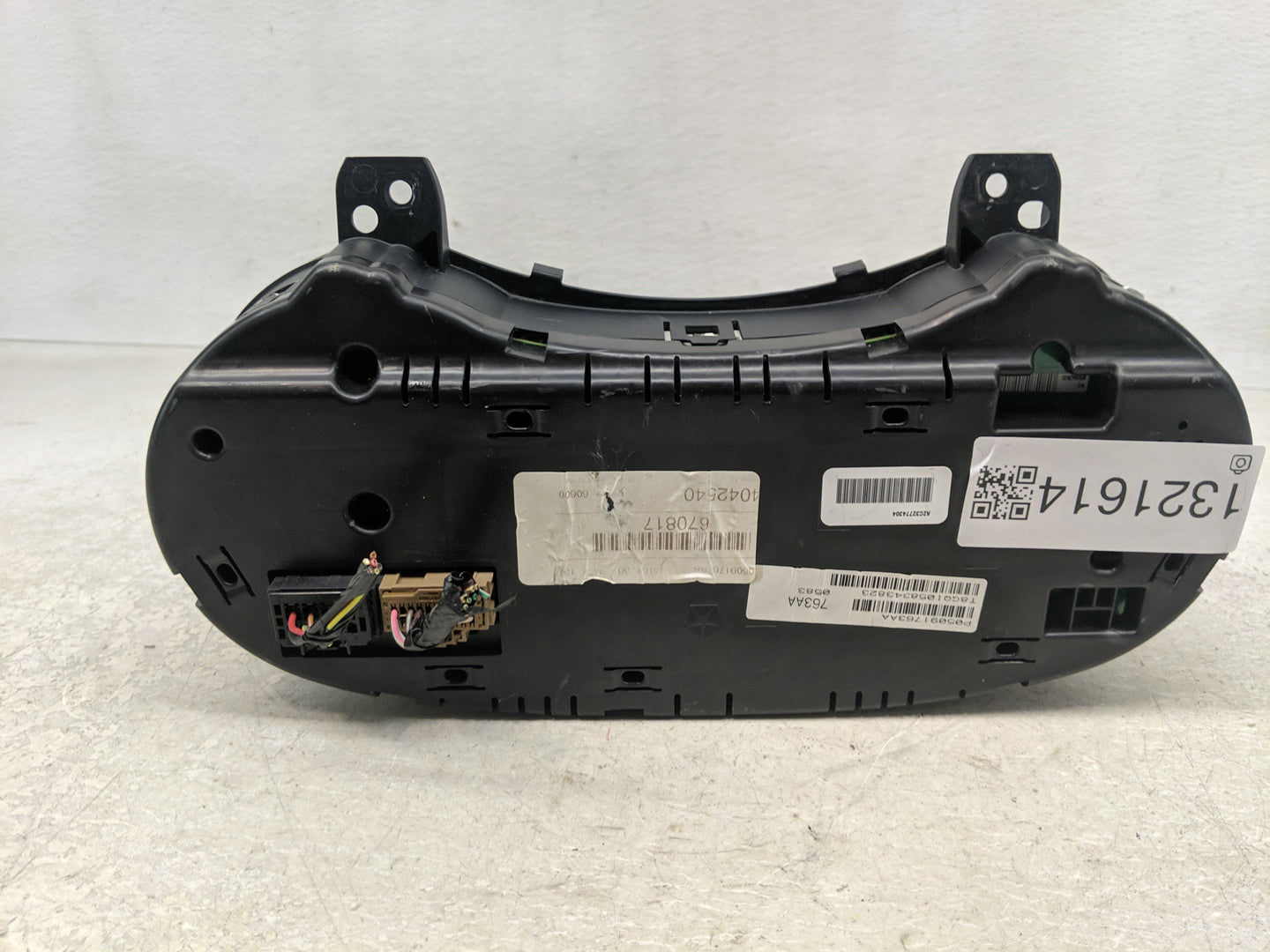 2013 Dodge Durango Instrument Cluster Speedometer Gauges P/N:A2C53414519 Fits OEM Used Auto Parts - Oemusedautoparts1.com