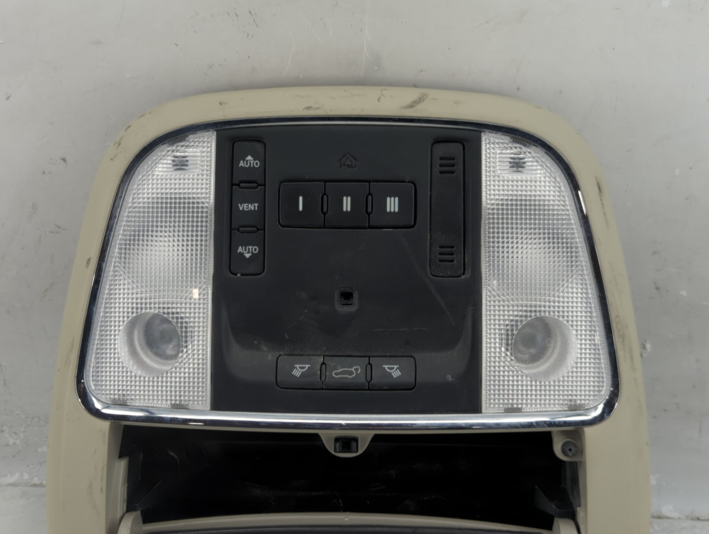 2011-2020 Dodge Durango Overhead Roof Console 1321969 - Oemusedautoparts1.com