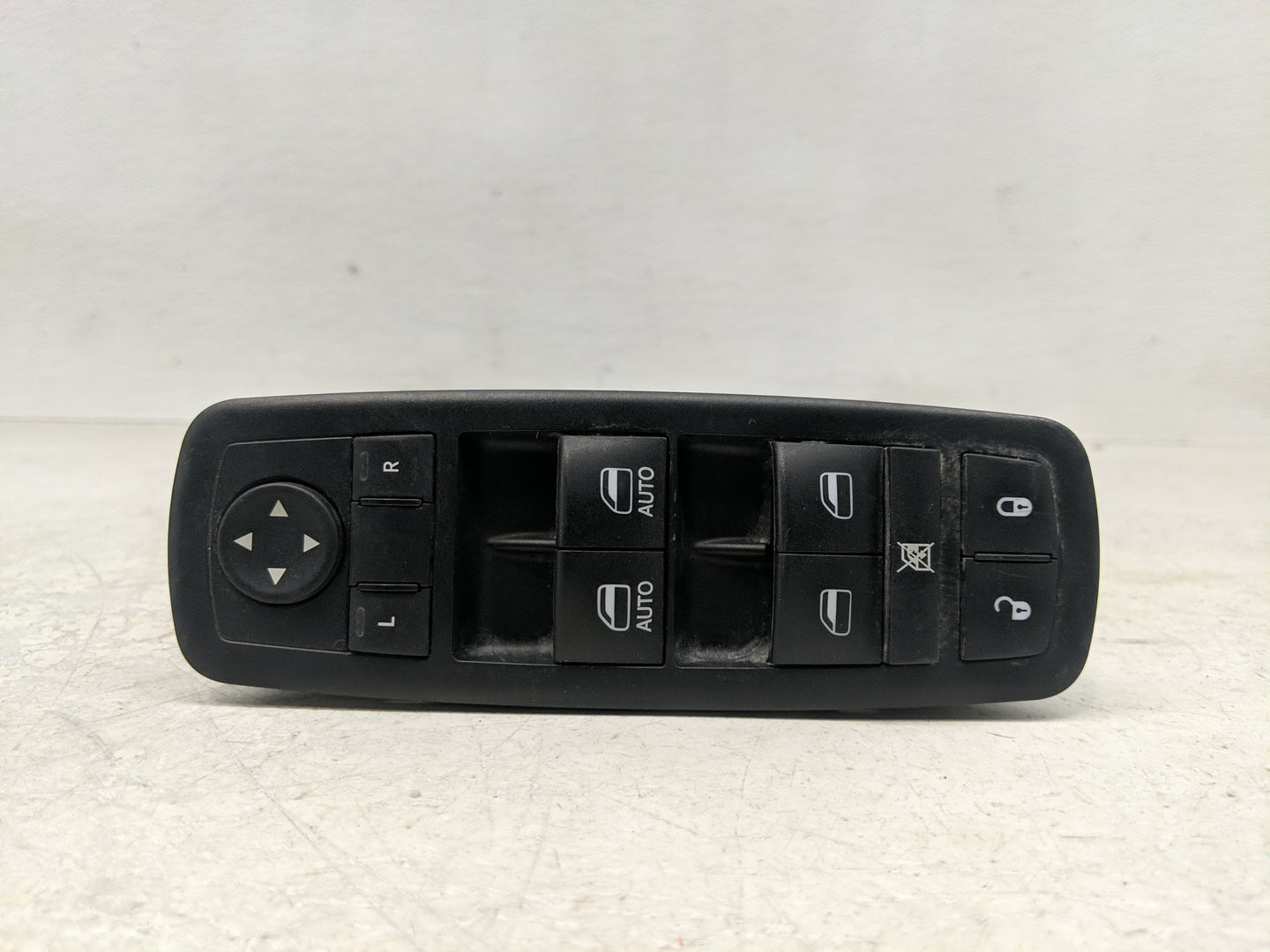 2011-2013 Dodge Durango Master Power Window Switch Replacement Driver Side Left P/N:68086 693AD Fits Fits 2011 2012 2013 OEM