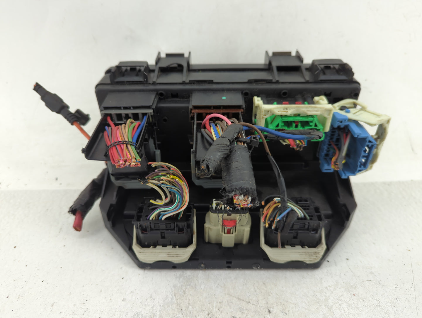 2013-2013 Dodge Durango Fusebox Fuse Box Relay Module Tipm 68165692ac - Oemusedautoparts1.com