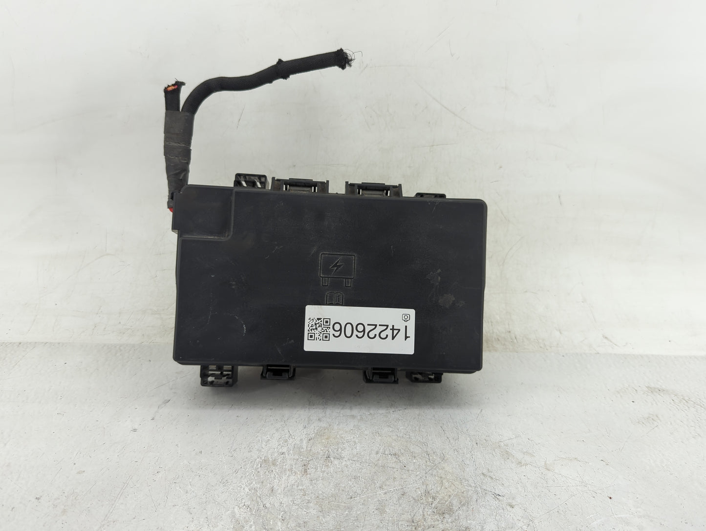 2013-2013 Dodge Durango Chassis Control Module Ccm Bcm Body Control - Oemusedautoparts1.com