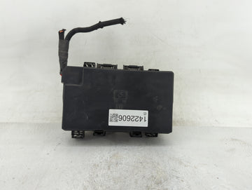 2013-2013 Dodge Durango Chassis Control Module Ccm Bcm Body Control - Oemusedautoparts1.com