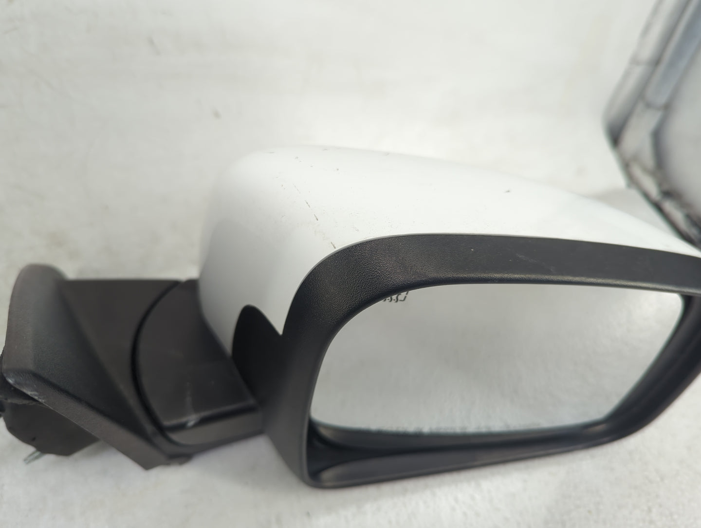 2011-2021 Dodge Durango Passenger Side View Mirror - Right Door Mirror OEM Used - Oemusedautoparts1.com