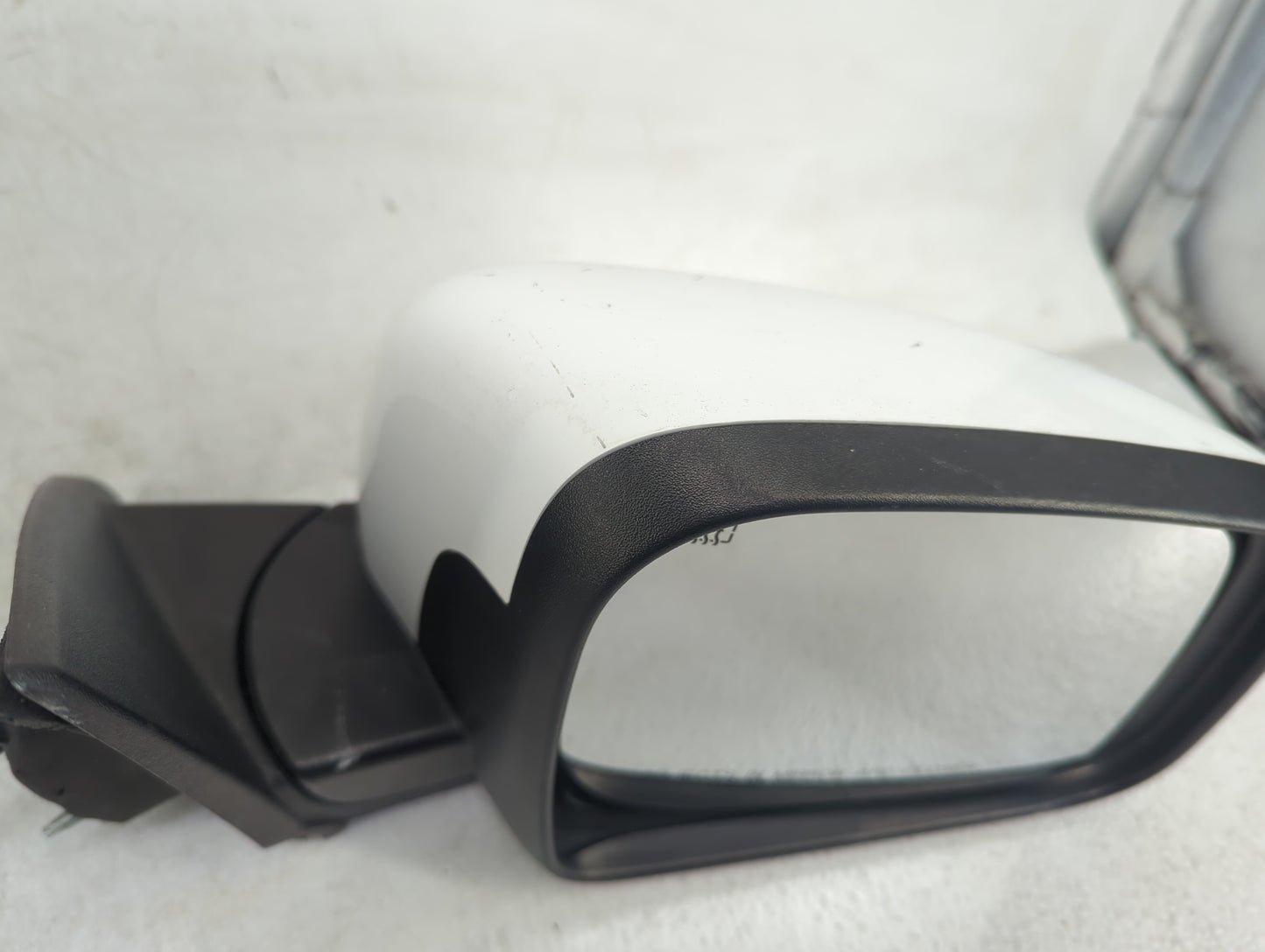2011-2021 Dodge Durango Passenger Side View Mirror - Right Door Mirror OEM Used - Oemusedautoparts1.com