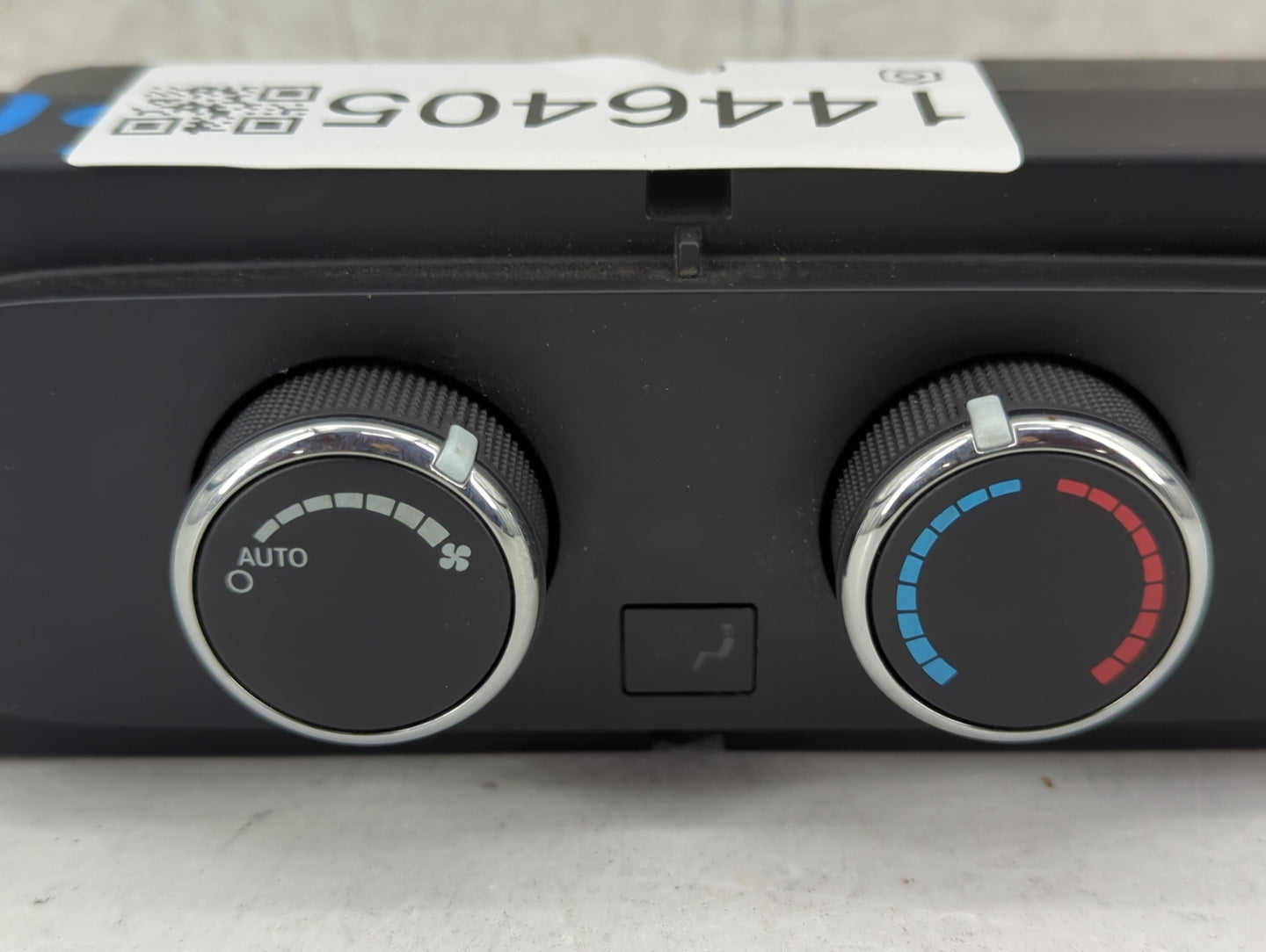 2011-2013 Dodge Durango Climate Control Module Temperature AC/Heater Replacement P/N:55111866AD 5HB01024701 Fits OEM Used Au