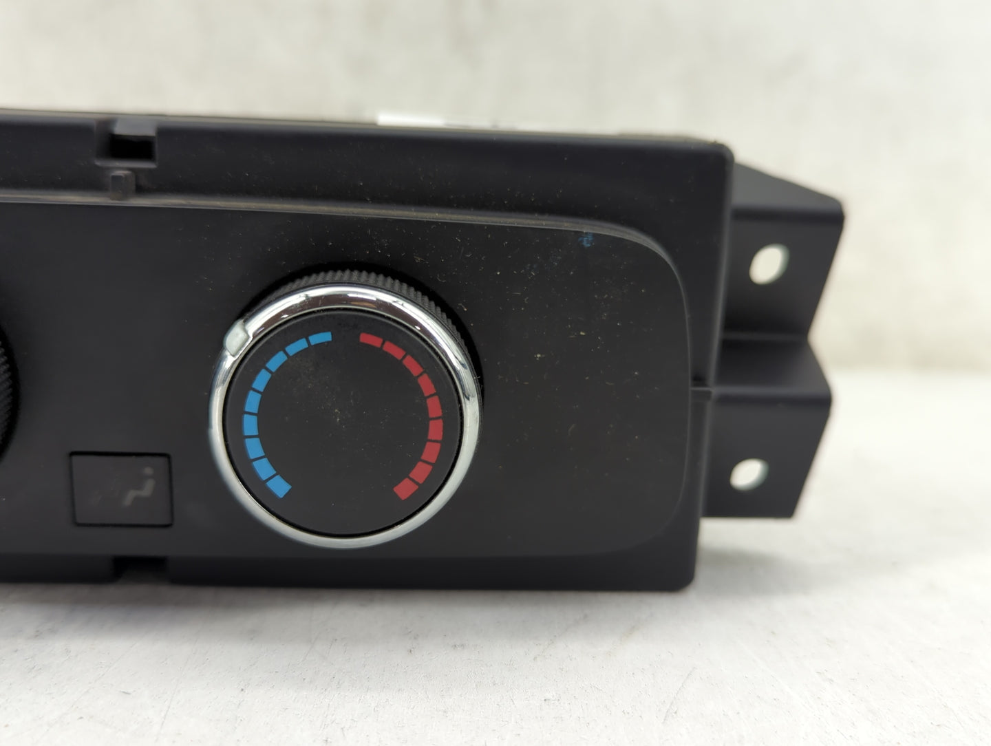 2011-2013 Dodge Durango Climate Control Module Temperature AC/Heater Replacement P/N:55111866AD 5HB010247-01 Fits OEM Used A