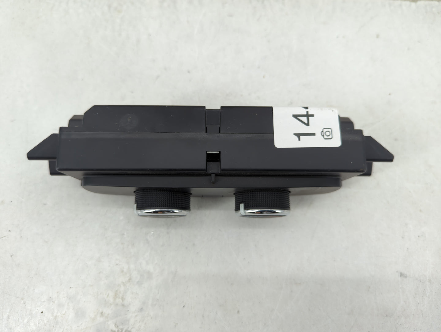2011-2013 Dodge Durango Climate Control Module Temperature AC/Heater Replacement P/N:55111866AD 5HB010247-01 Fits OEM Used A