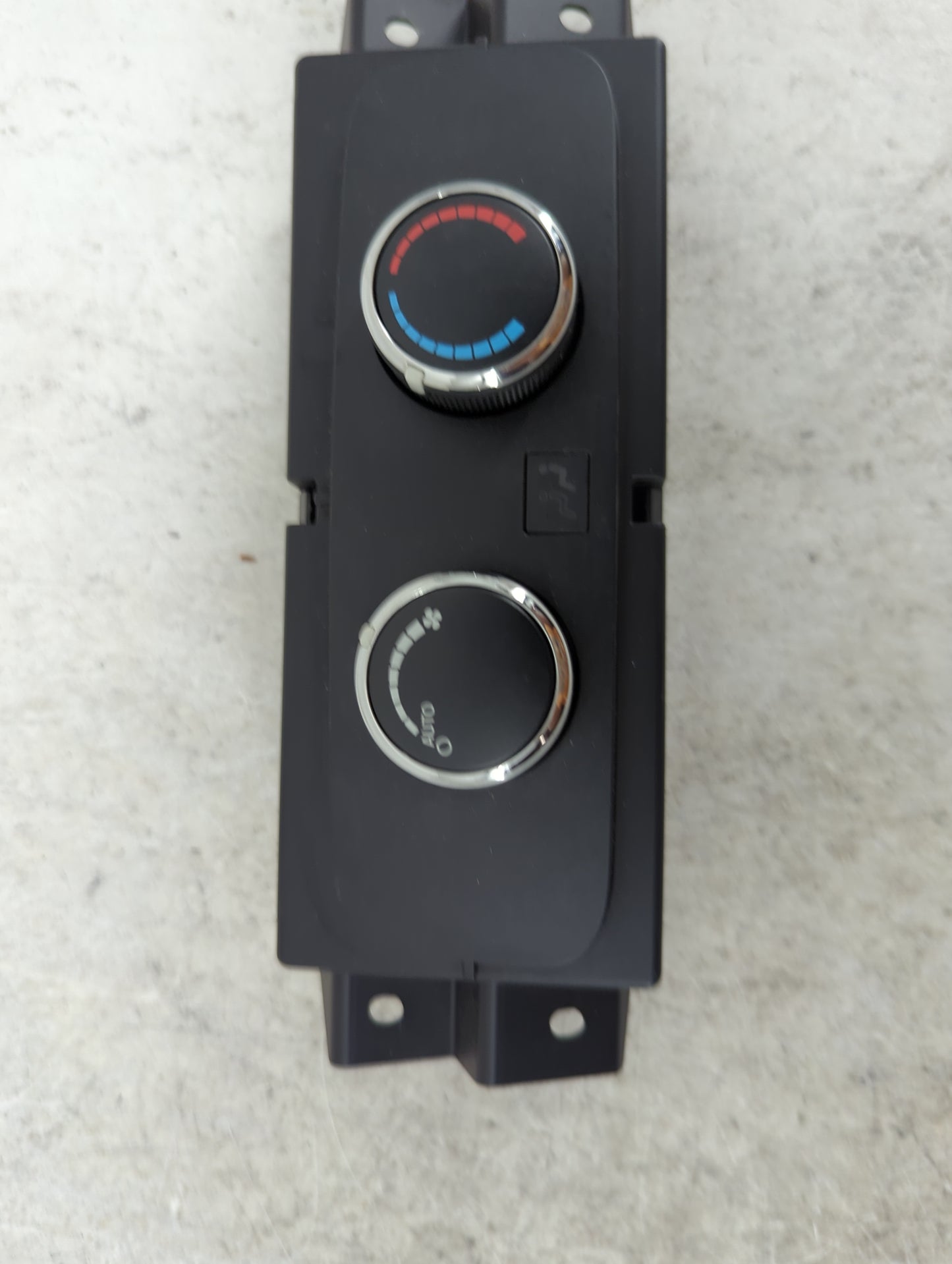 2011-2013 Dodge Durango Climate Control Module Temperature AC/Heater Replacement P/N:P68089801AG Fits Fits 2011 2012 2013 OE