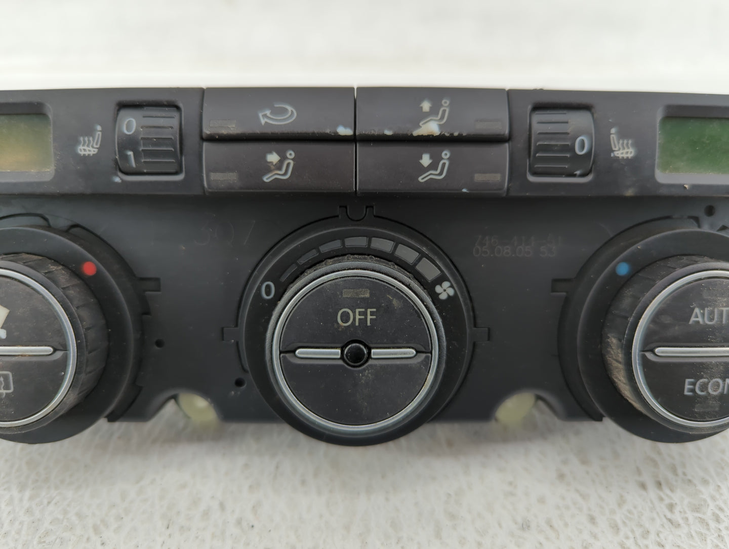 2011-2013 Dodge Durango Climate Control Module Temperature AC/Heater Replacement P/N:55111866AD Fits Fits 2011 2012 2013 OEM