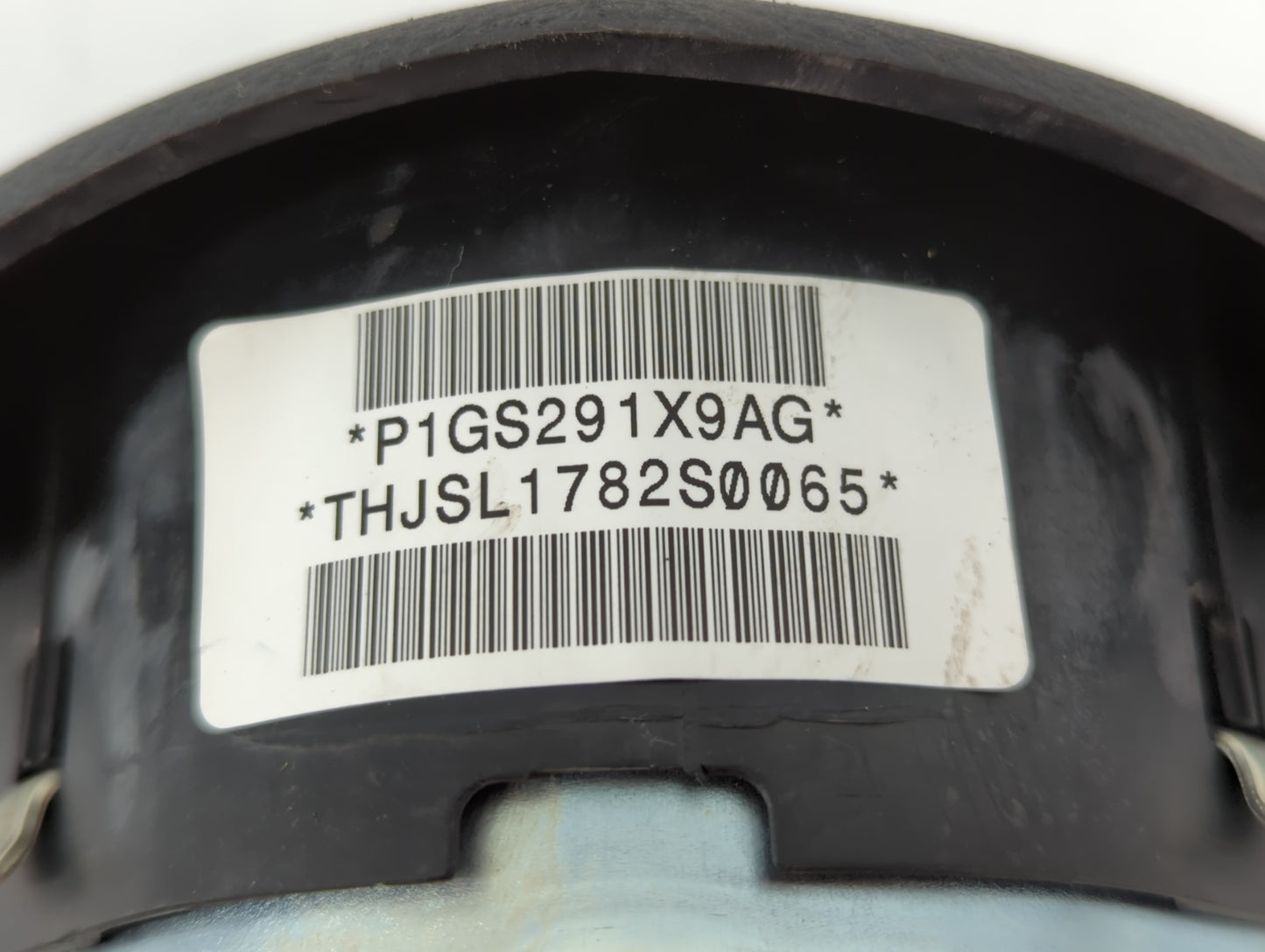 2013 Dodge Durango Air Bag Driver Left Steering Wheel Mounted P/N:BAM-PT1-1031 Fits OEM Used Auto Parts - Oemusedautoparts1.