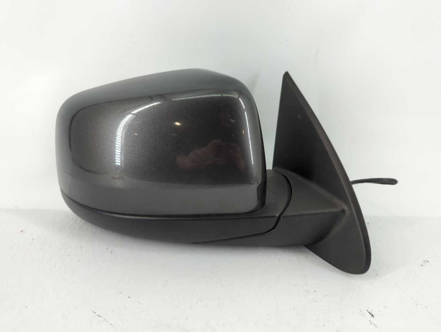 2013 Dodge Durango Driver Side View Mirror - Left Door Mirror OEM Used - Oemusedautoparts1.com