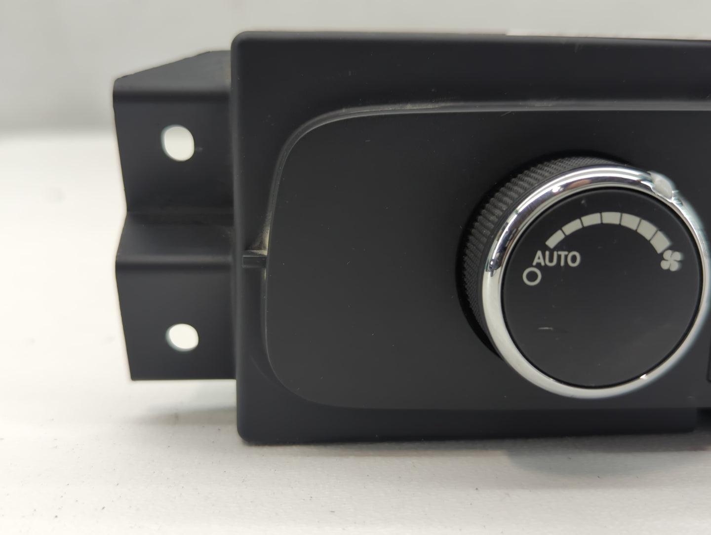 2011-2013 Dodge Durango Climate Control Module Temperature AC/Heater Replacement P/N:55111866AC 68089124AC Fits OEM Used Aut