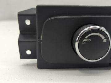 2011-2013 Dodge Durango Climate Control Module Temperature AC/Heater Replacement P/N:55111866AC 68089124AC Fits OEM Used Auto Parts