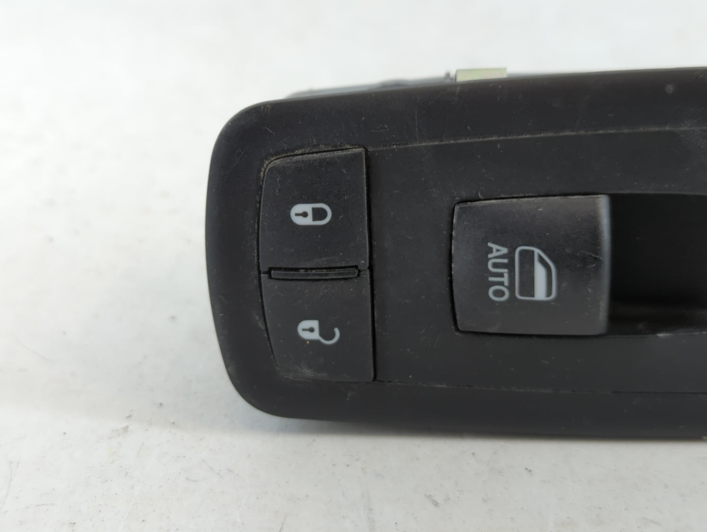2011-2013 Dodge Durango Master Power Window Switch Replacement Driver Side Left P/N:10025585 68086692AC Fits Fits 2011 2012 