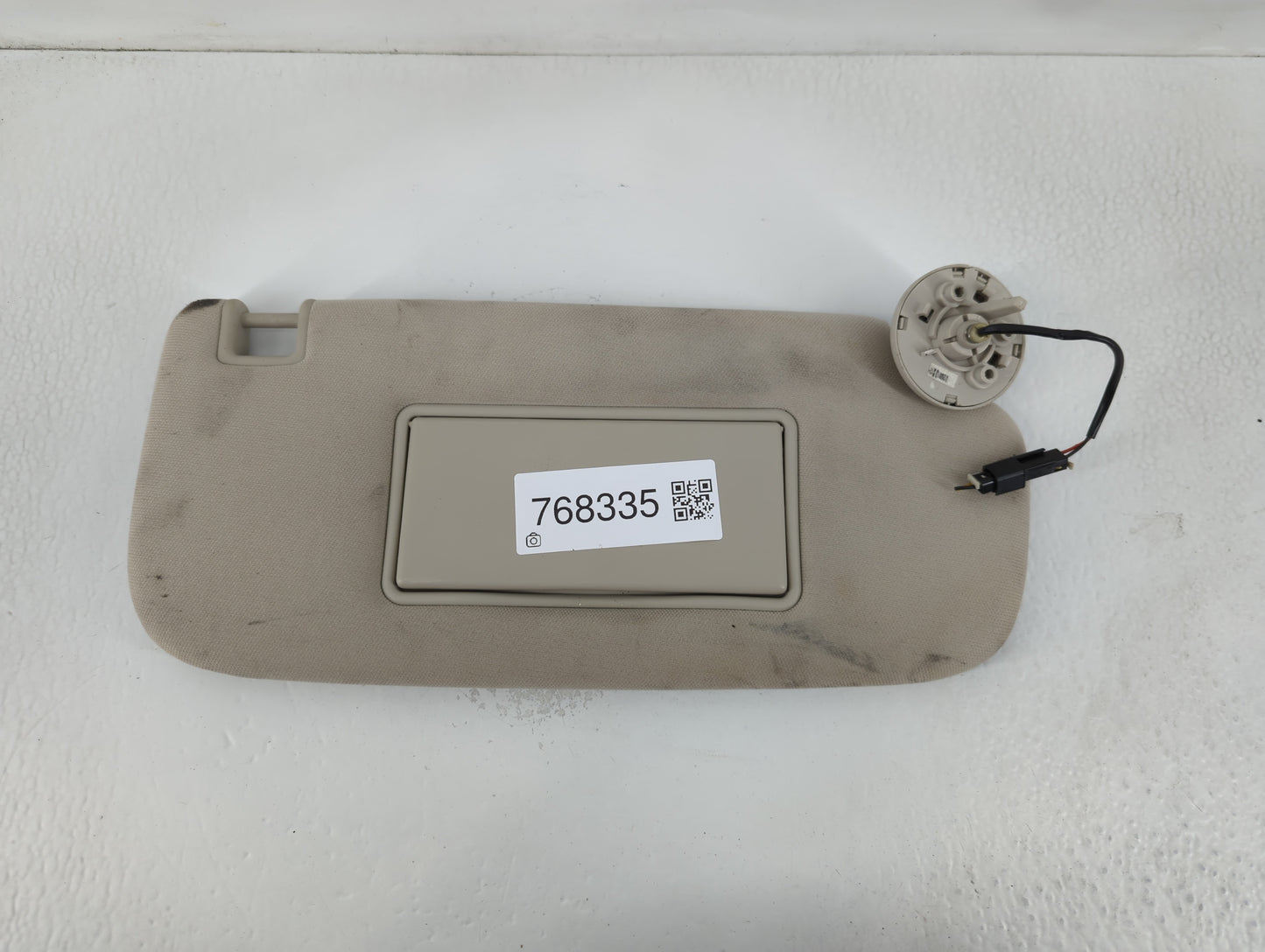 2011-2022 Dodge Durango Sun Visor Shade Replacement Passenger Right Mirror Fits OEM Used Auto Parts - Oemusedautoparts1.com