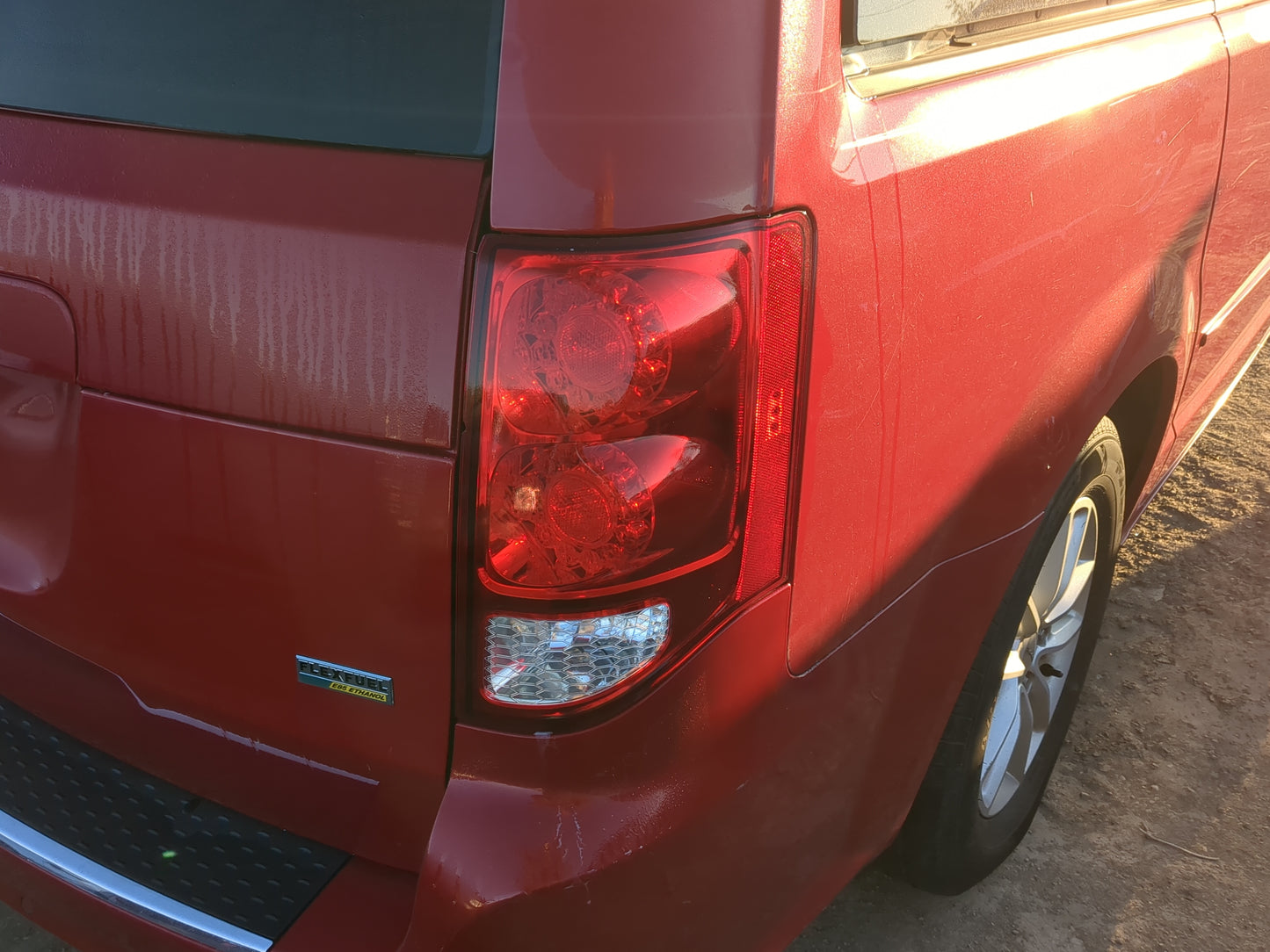 2011-2020 Dodge Grand Caravan Tail Light Assembly Passenger Right OEM Fits Fits 2011 2012 2013 2014 2015 2016 2017 2018 2019
