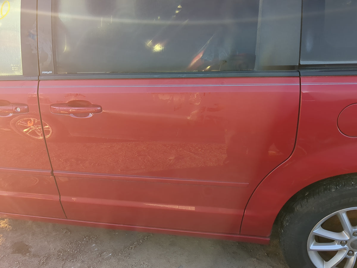 2008-2020 Dodge Grand Caravan Driver Rear Door Oem 1215717 - Oemusedautoparts1.com