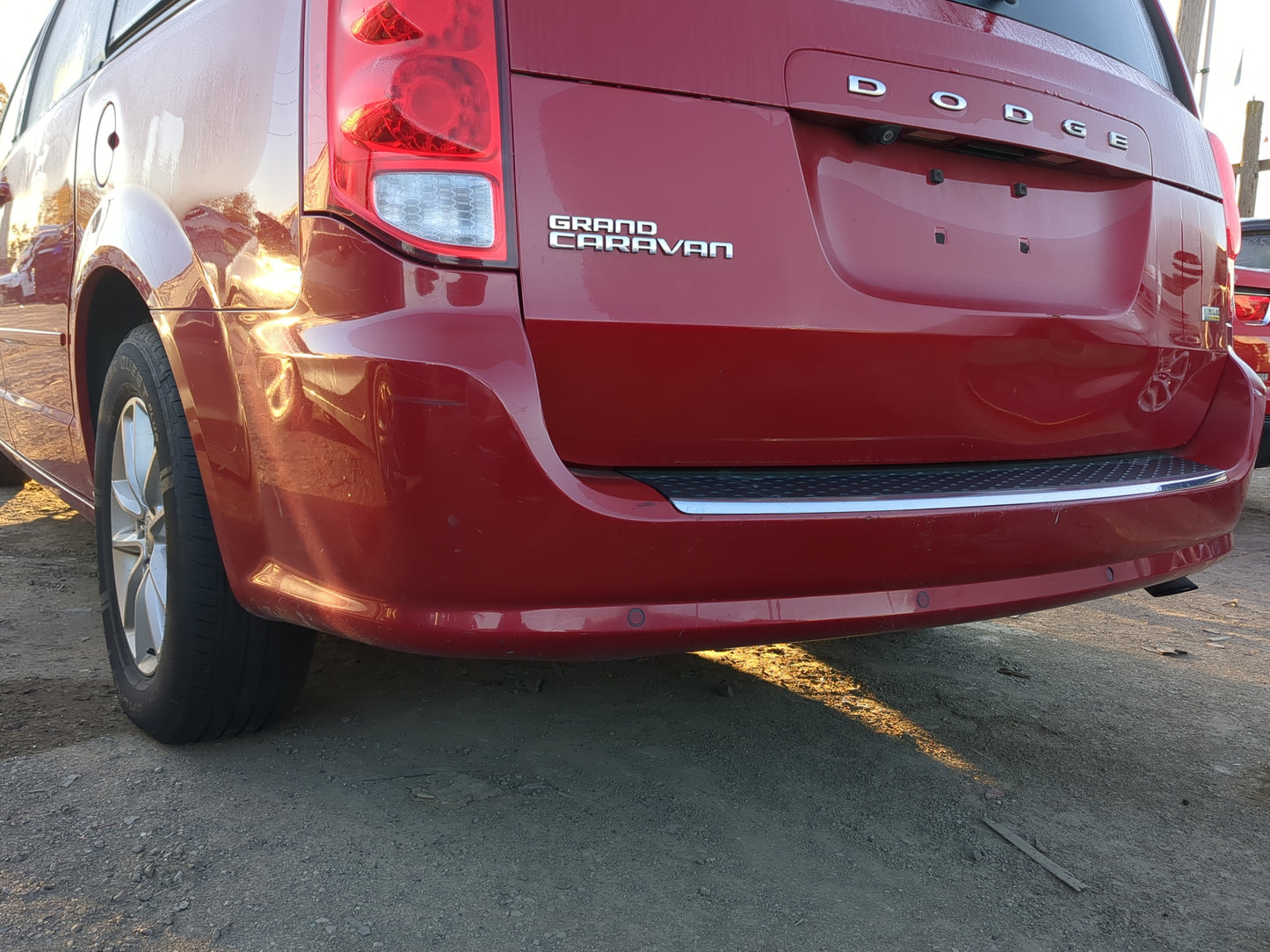 2011-2020 Dodge Grand Caravan Rear Bumper Assembly Oem - Oemusedautoparts1.com