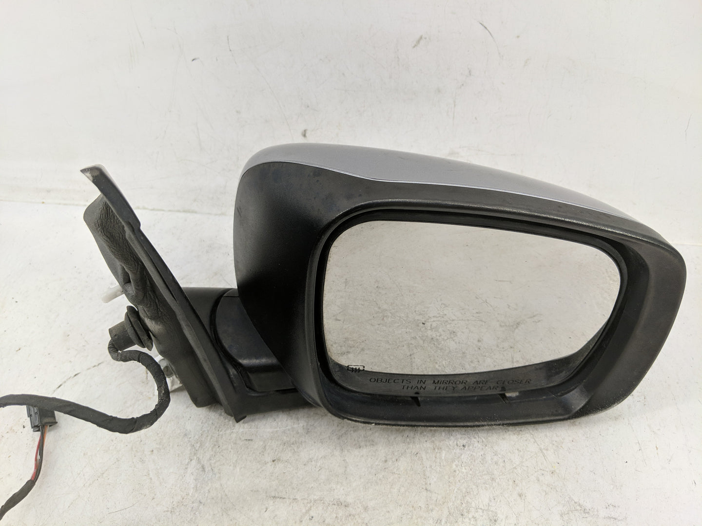 2011-2020 Dodge Grand Caravan Side Mirror Replacement Passenger Right View Door Mirror Fits OEM Used Auto Parts - Oemusedaut