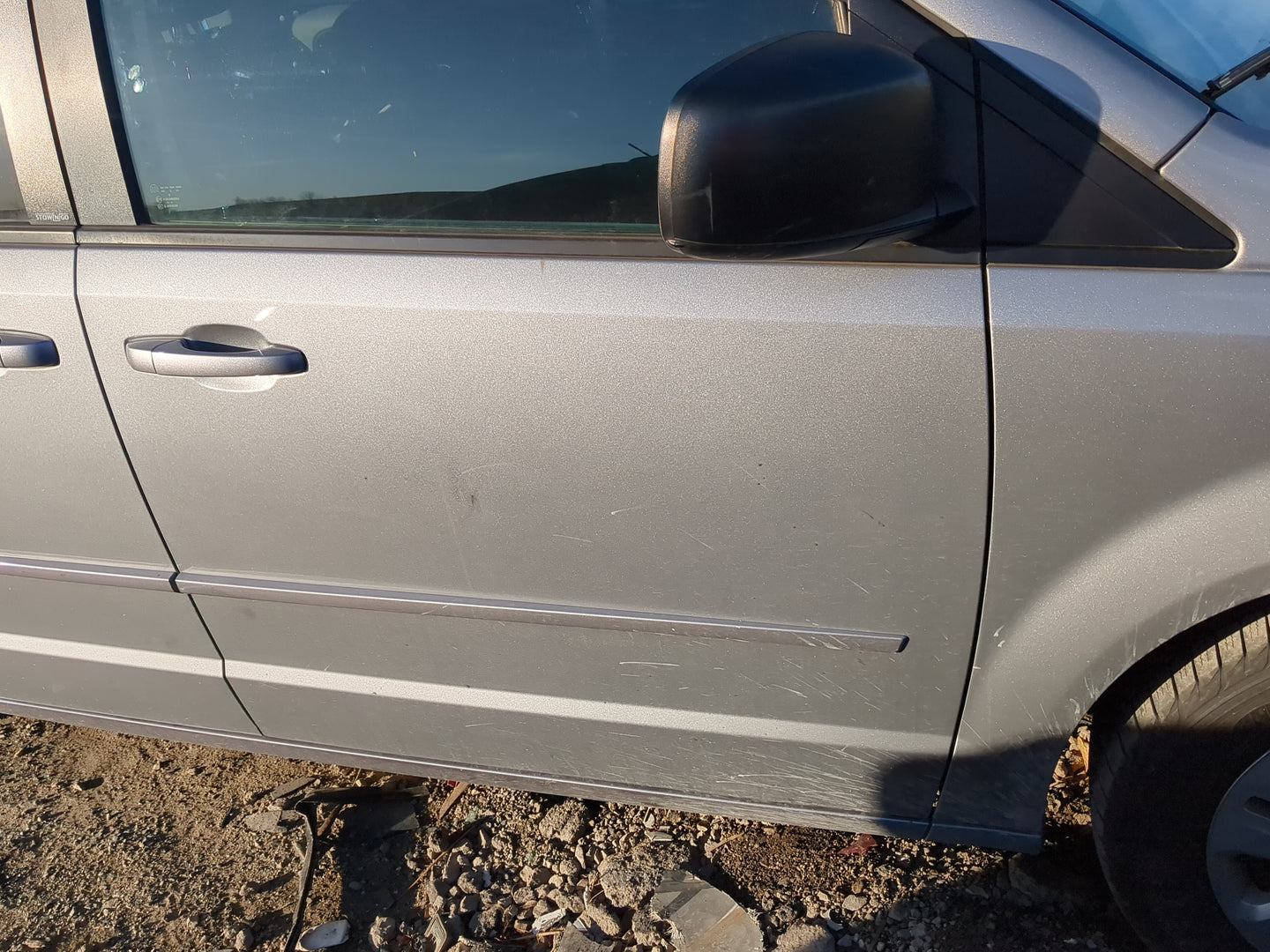 2008-2020 Dodge Grand Caravan Passenger Front Door Oem - Oemusedautoparts1.com