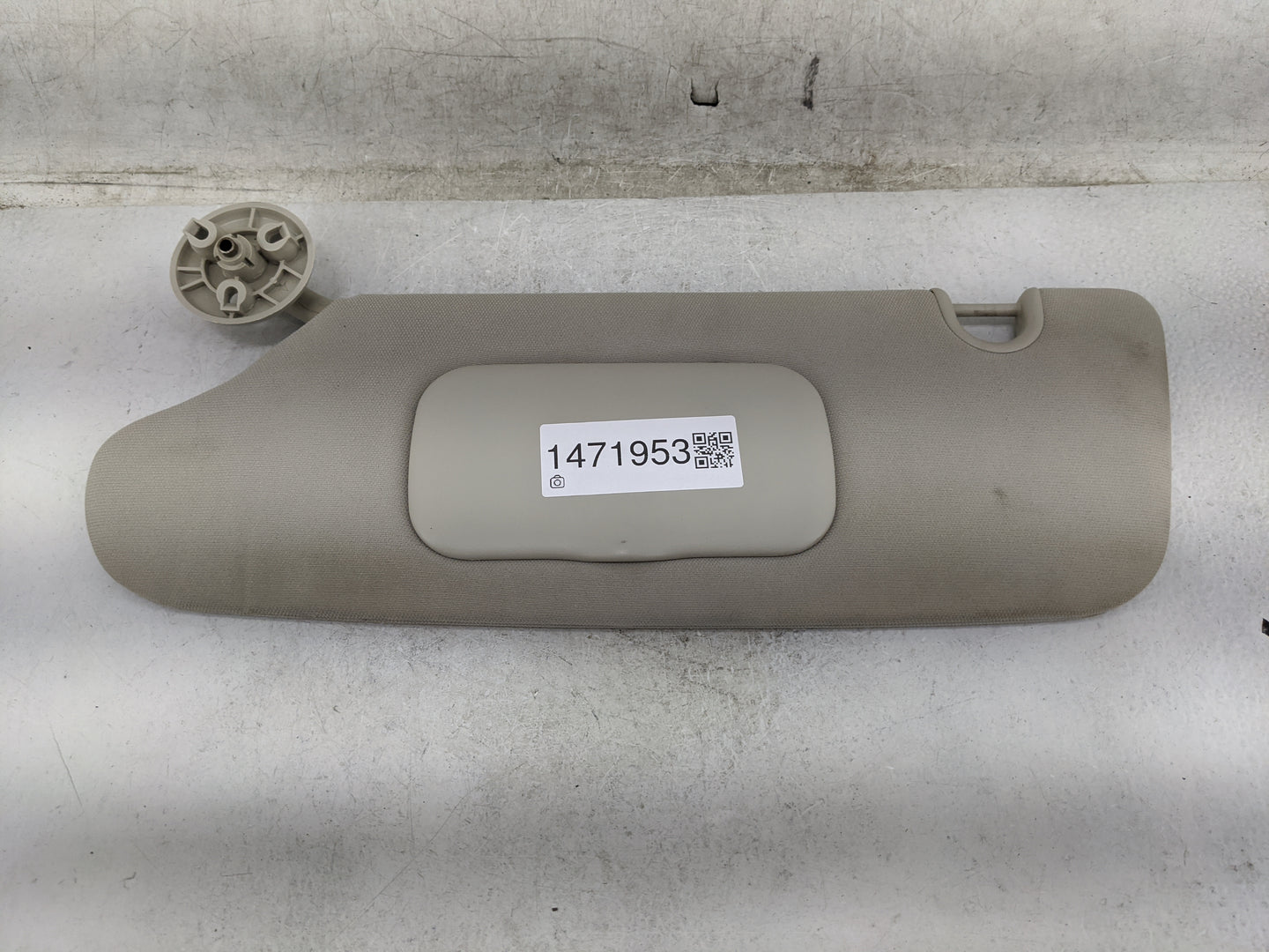 2011-2020 Dodge Grand Caravan Sun Visor Shade Replacement Driver Left Mirror Fits OEM Used Auto Parts - Oemusedautoparts1.co