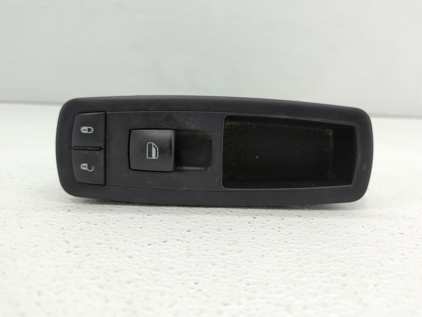 2013 Dodge Grand Caravan Passenger Right Power Window Switch - Oemusedautoparts1.com