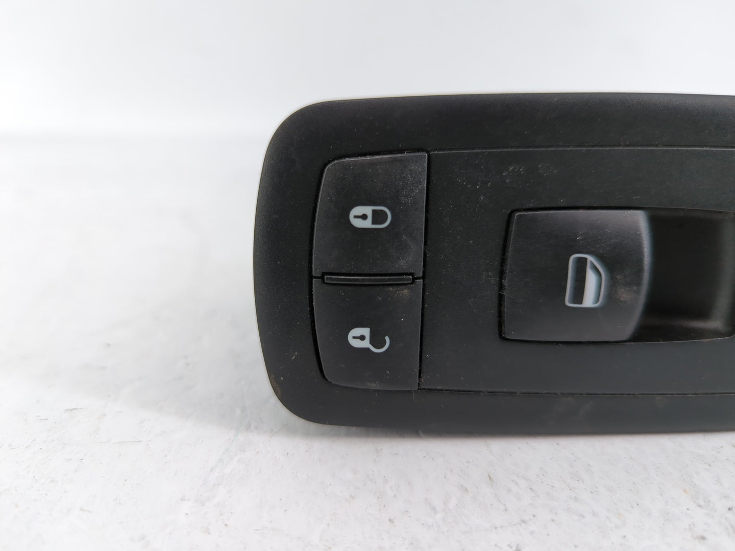 2013 Dodge Grand Caravan Passenger Right Power Window Switch - Oemusedautoparts1.com