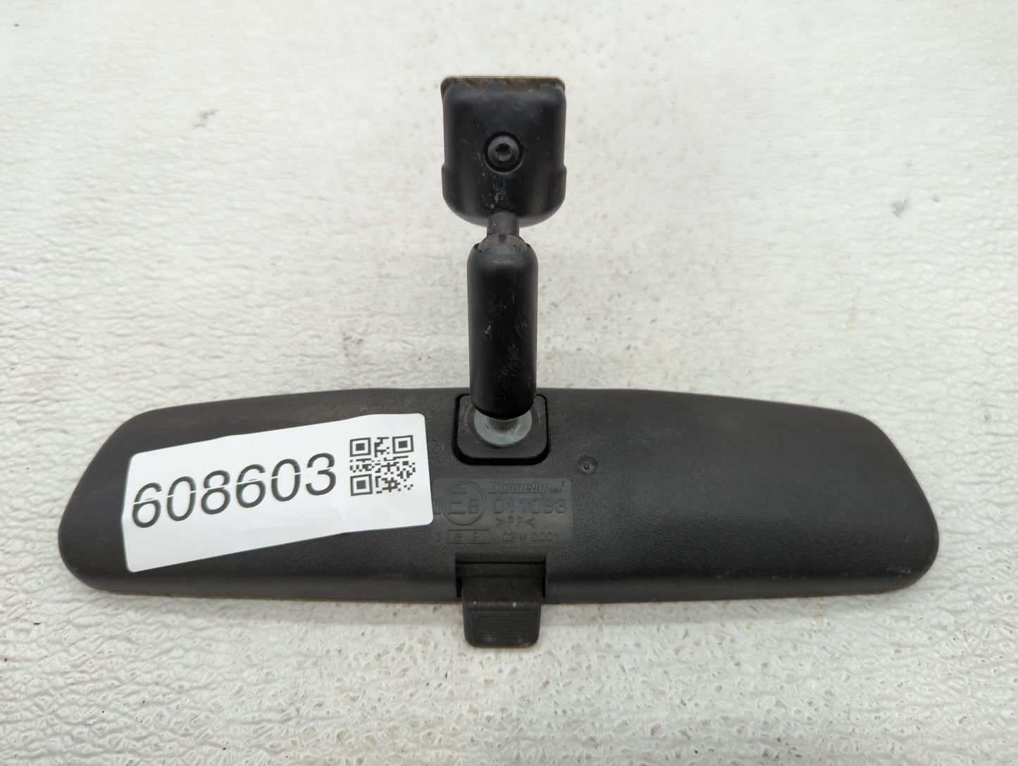 2013 Dodge Grand Caravan Interior Rear View Mirror Replacement OEM P/N:02*0001 >PP<, IE8 011083 Fits OEM Used Auto Parts - O