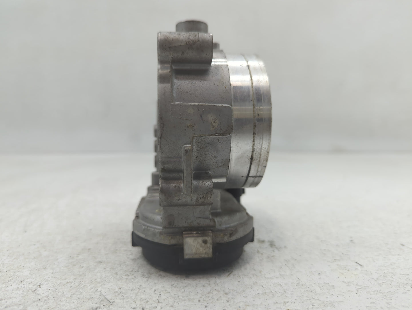 2011-2020 Dodge Grand Caravan Throttle Body P/N:05184349AC 0 280 750 570 Fits OEM Used Auto Parts - Oemusedautoparts1.com