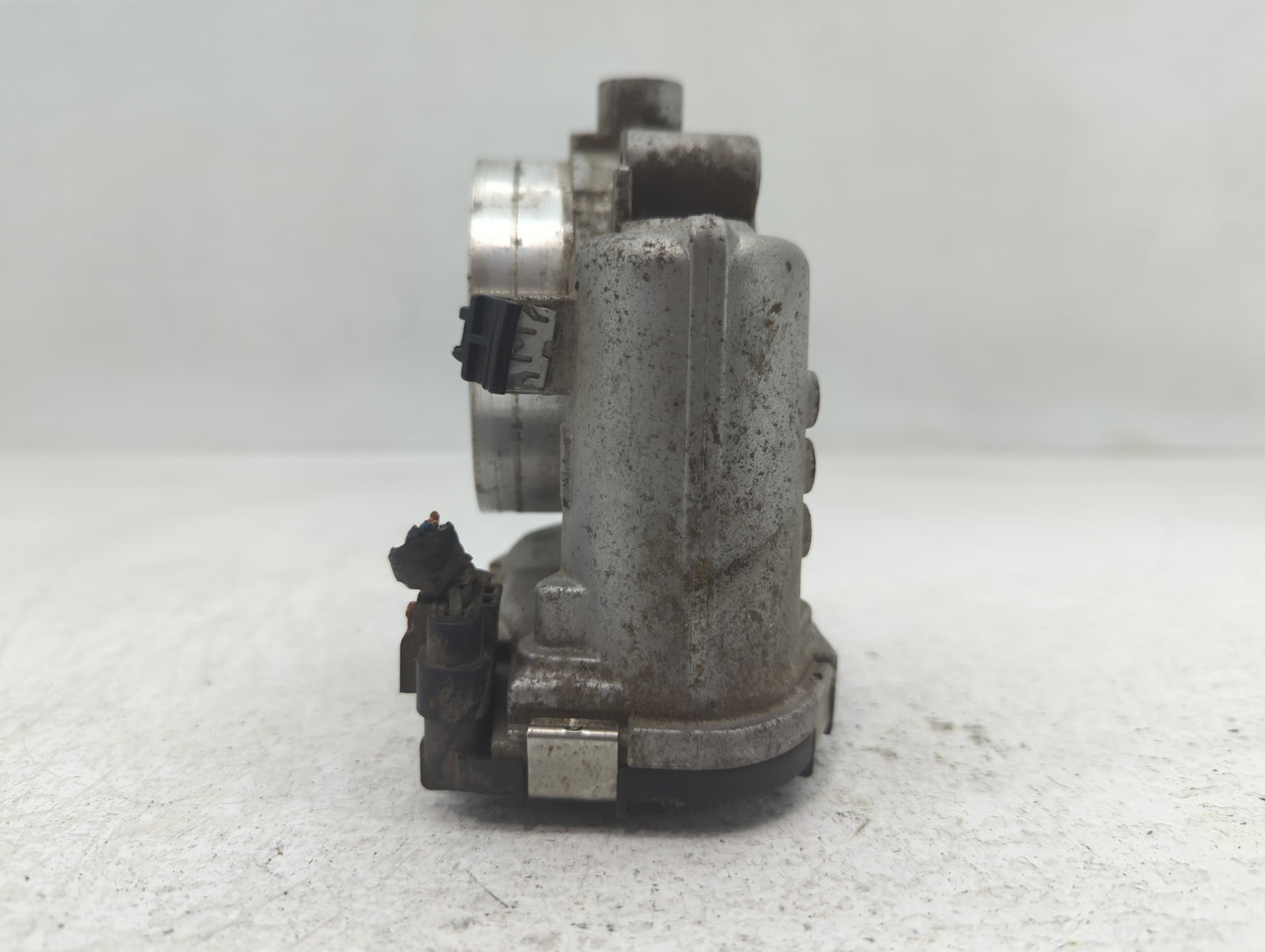 2011-2020 Dodge Grand Caravan Throttle Body P/N:05184349AC 0 280 750 570 Fits OEM Used Auto Parts - Oemusedautoparts1.com