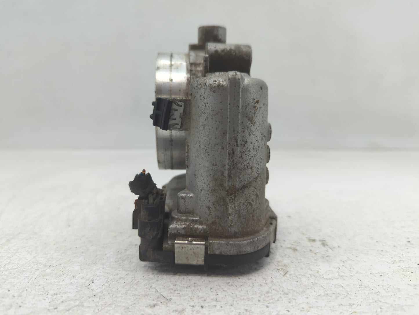 2011-2020 Dodge Grand Caravan Throttle Body P/N:05184349AC 0 280 750 570 Fits OEM Used Auto Parts - Oemusedautoparts1.com