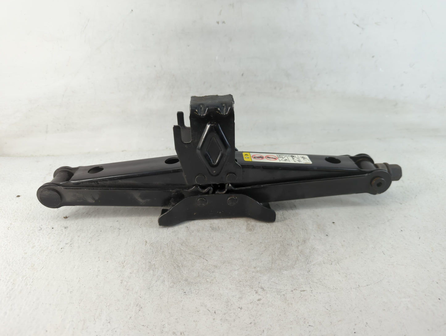 2013 Dodge Grand Caravan Spare Scissor Car Jack - Oemusedautoparts1.com