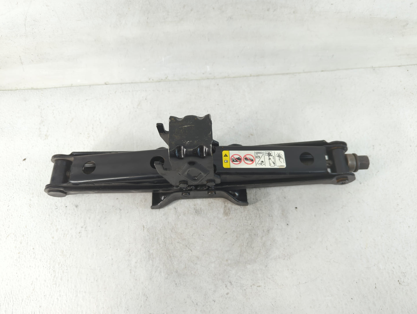 2013 Dodge Grand Caravan Spare Scissor Car Jack - Oemusedautoparts1.com