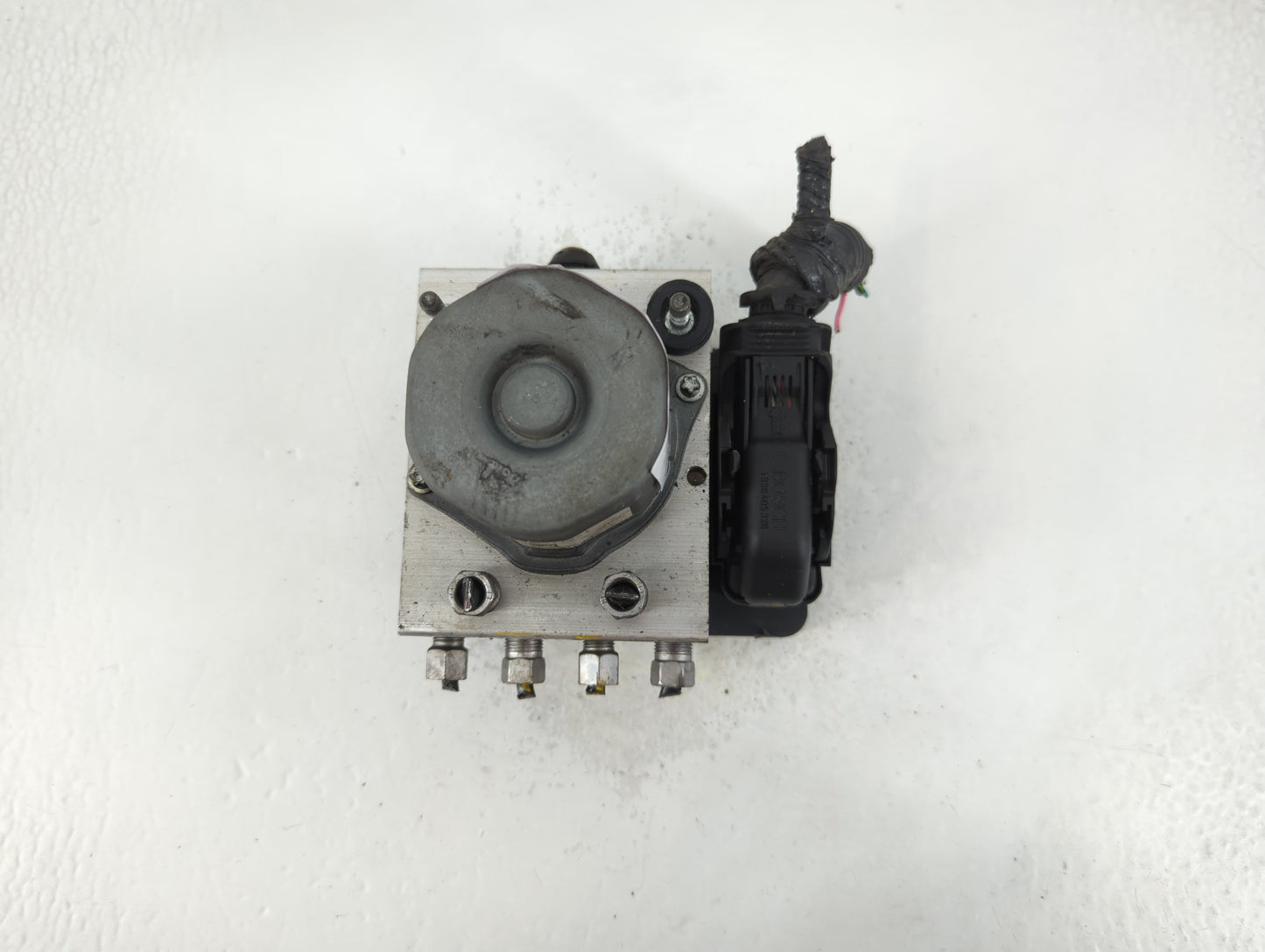 2013 Dodge Grand Caravan ABS Pump Control Module Replacement P/N:P68183803AA Fits OEM Used Auto Parts - Oemusedautoparts1.co