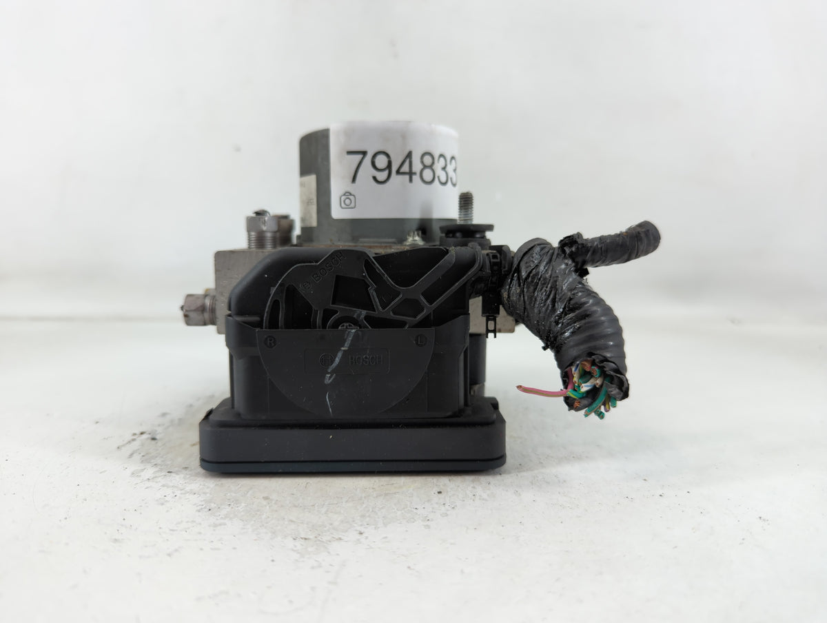 2013 Dodge Grand Caravan Anti-Lock Brake ABS Pump Module Actuator OEM P/N:P68183803AA Fits OEM Used Auto Parts - Oemusedauto