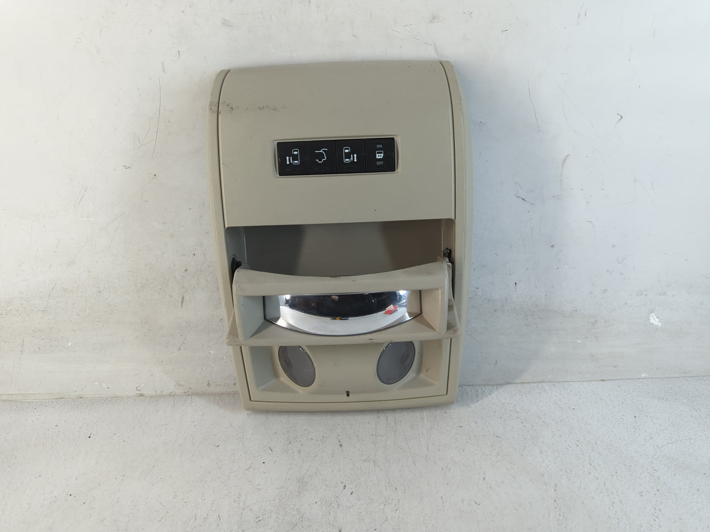 2013 Dodge Grand Caravan Overhead Roof Console Interior Dome Light - Oemusedautoparts1.com