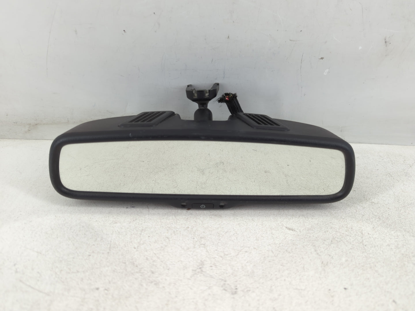 2010-2018 Dodge Grand Caravan Interior Rear View Mirror Replacement OEM P/N:E11026130 Fits OEM Used Auto Parts - Oemusedauto