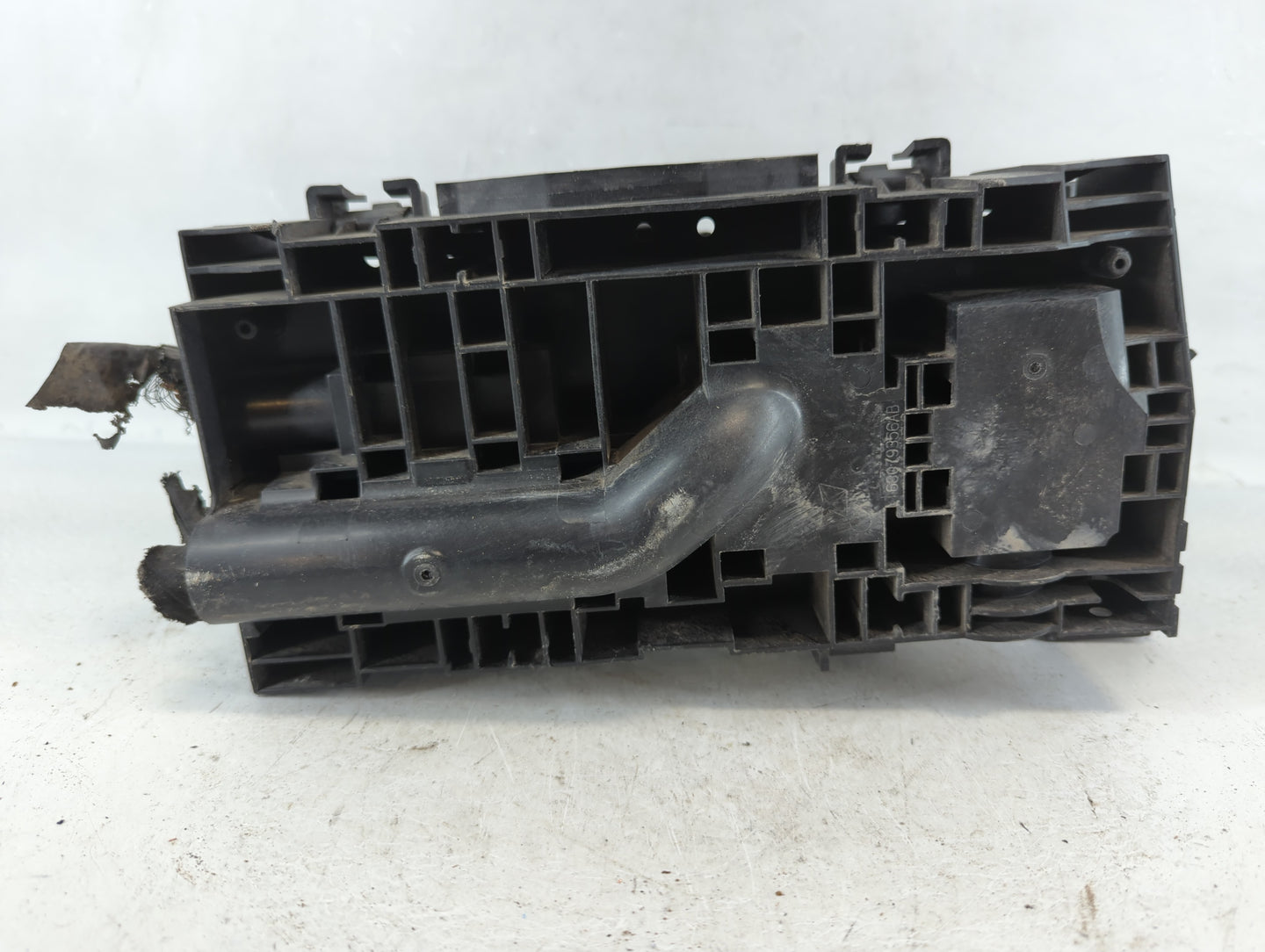 2013 Dodge Journey Fusebox Fuse Box Relay Module Tipm 68143317ad - Oemusedautoparts1.com