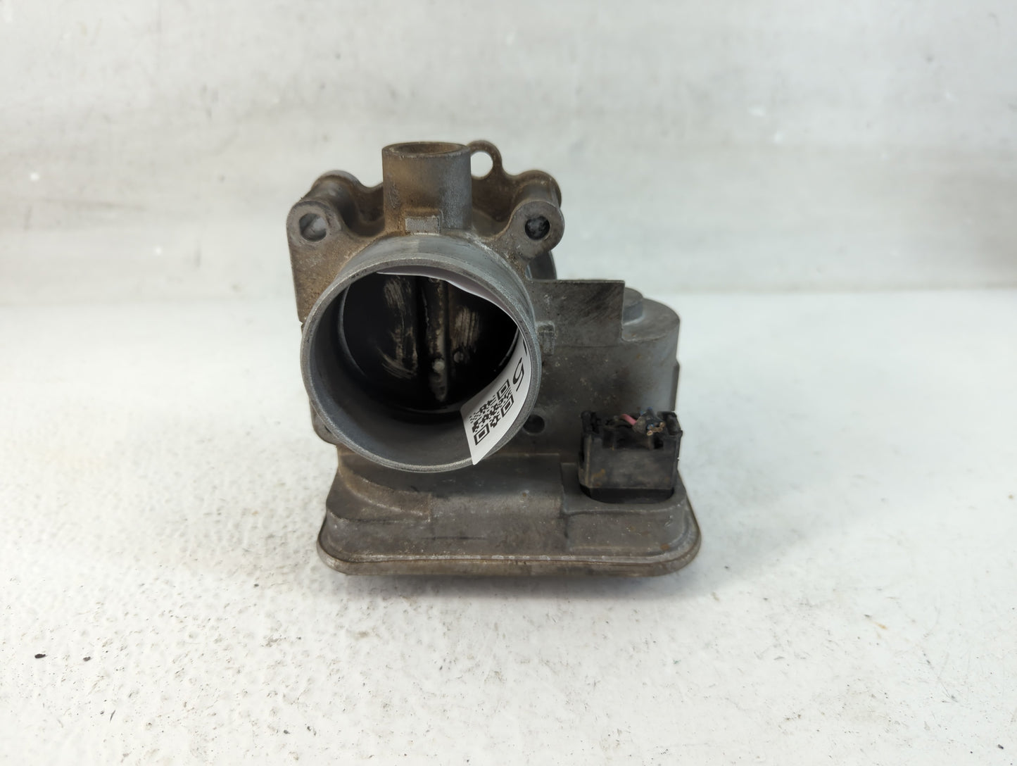 2009-2018 Dodge Journey Throttle Body Fits Fits 2007 2008 2009 2010 2011 2012 2013 2014 2015 2016 2017 2018 OEM Used Auto Pa